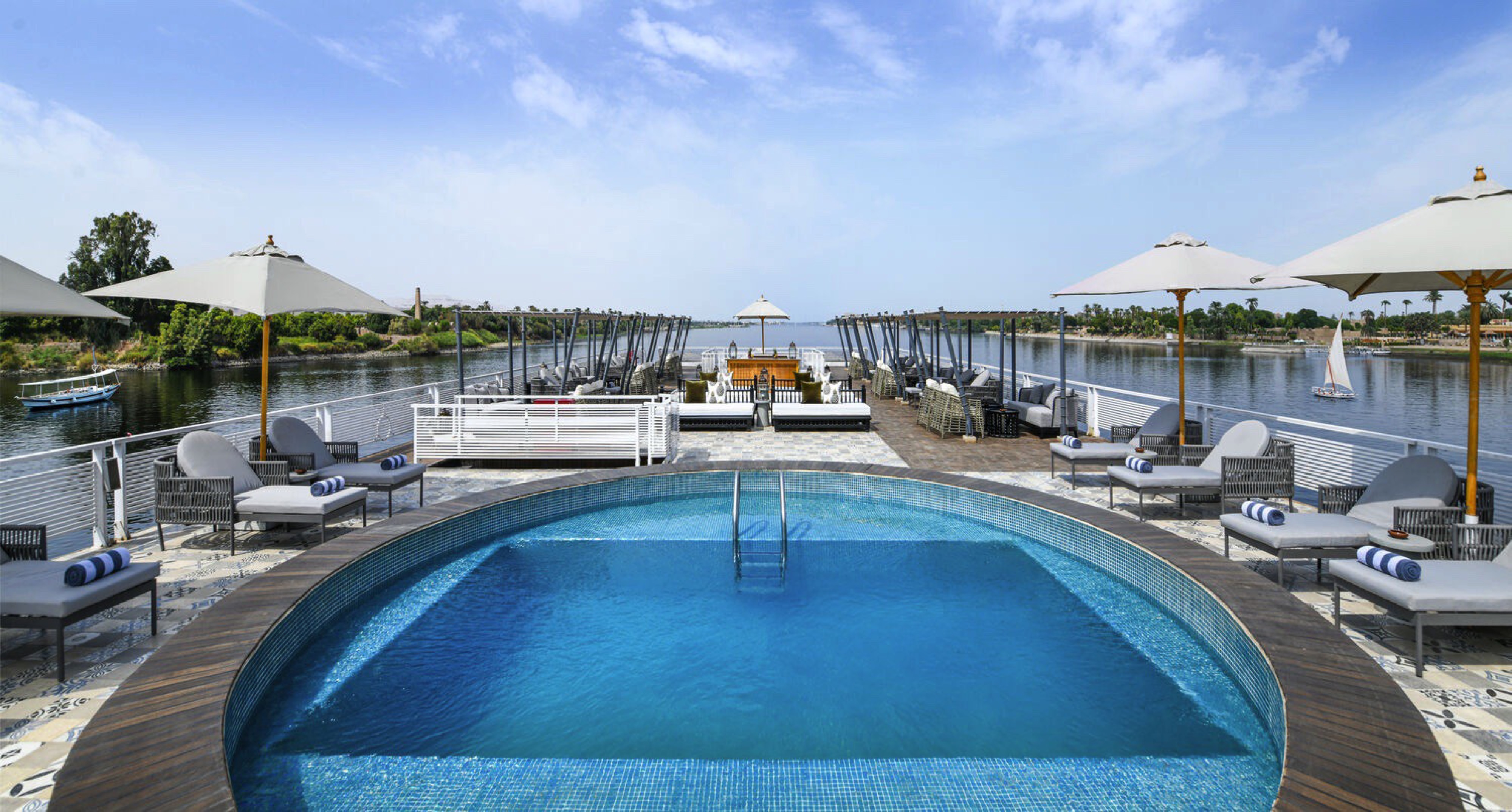 MS Movenpick Darakum - Sun Decks